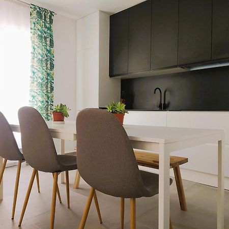 Apartamentos Munoz Fornell 2 Chiclana de la Frontera Buitenkant foto