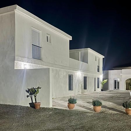 Apartamentos Munoz Fornell 2 Chiclana de la Frontera Buitenkant foto