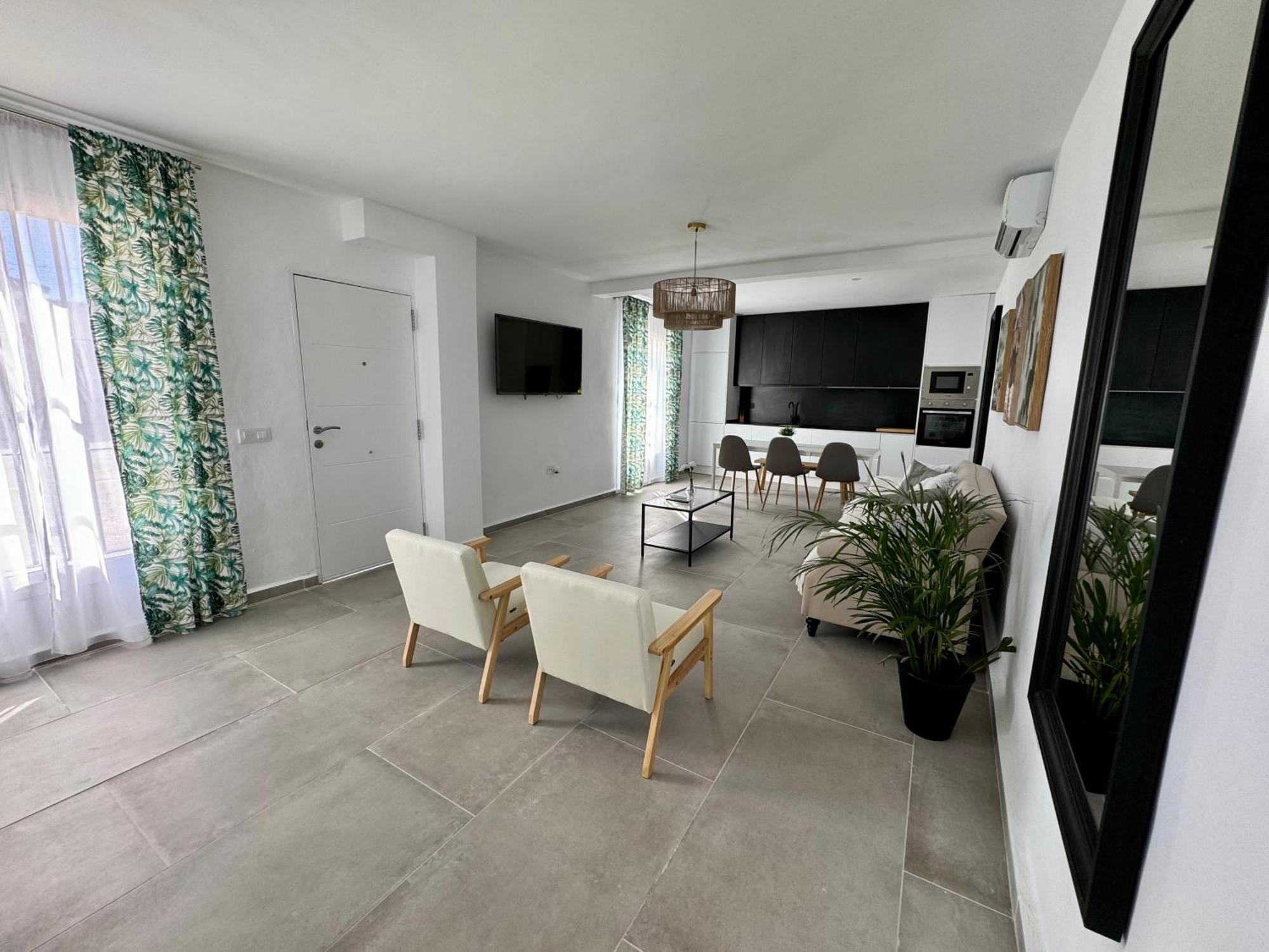 Apartamentos Munoz Fornell 2 Chiclana de la Frontera Buitenkant foto